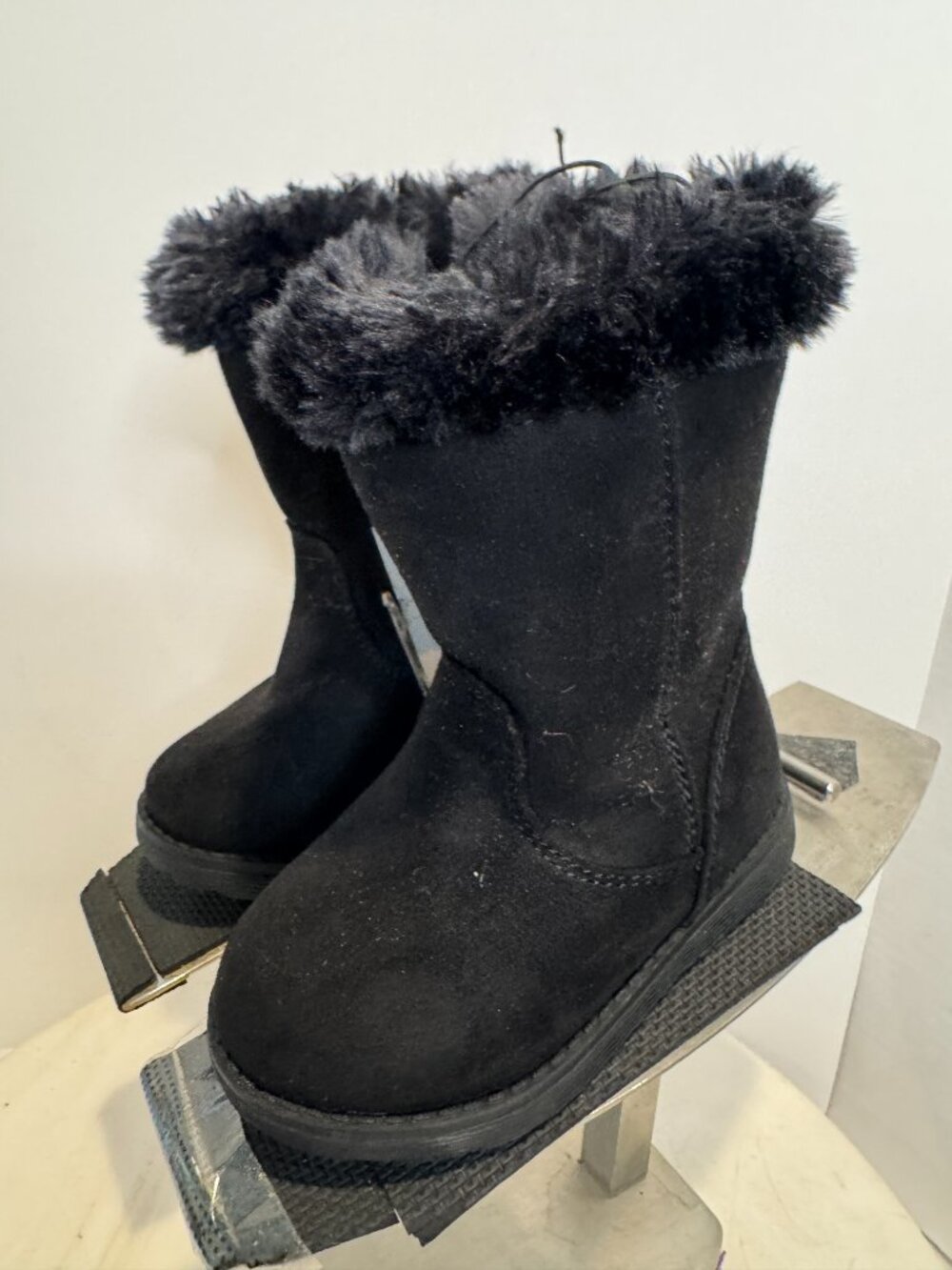 Cat & Jack Little Girls Winter Black Boots